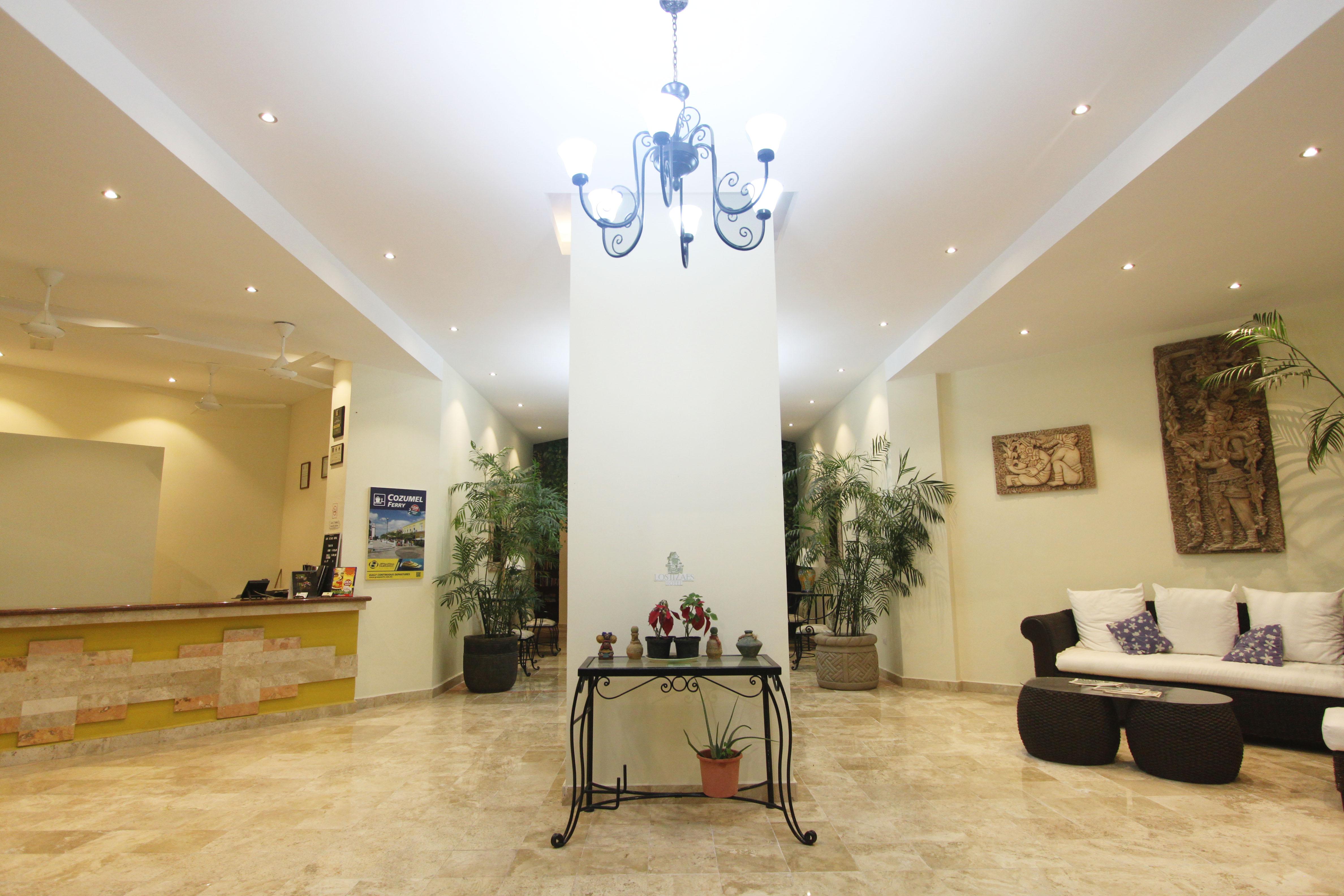 Hotel Los Itzaes By 5Th Av Плая дел Кармен Екстериор снимка