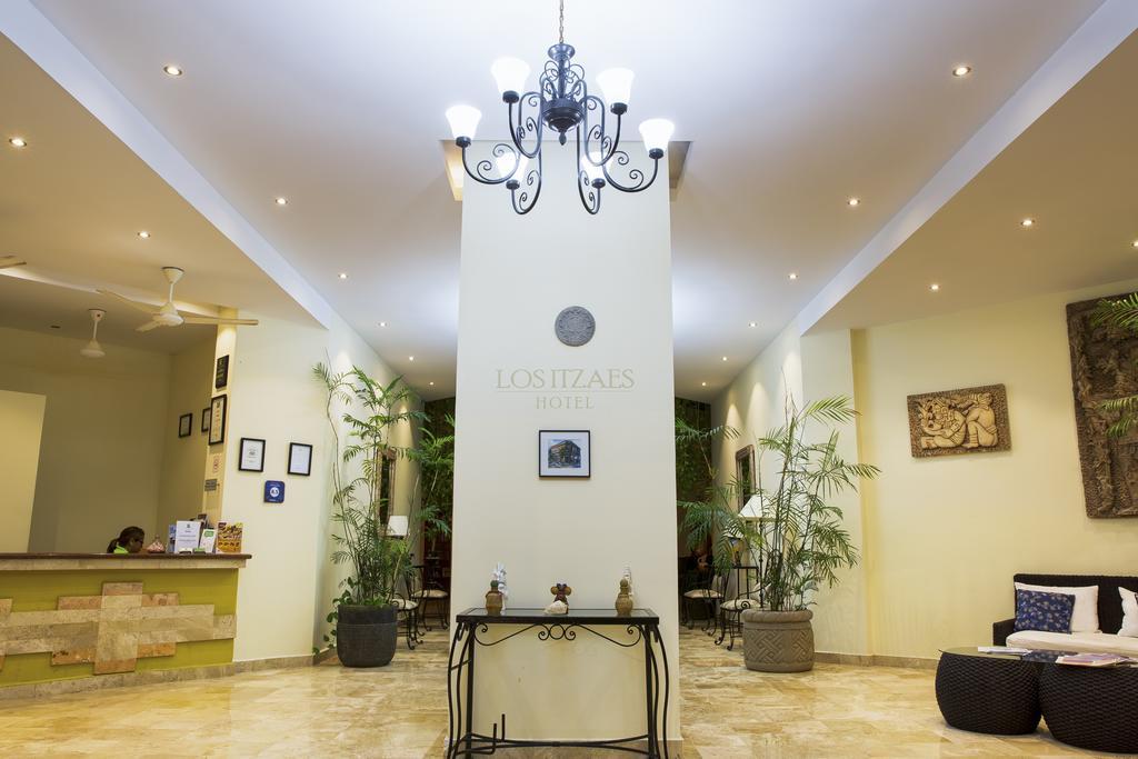 Hotel Los Itzaes By 5Th Av Плая дел Кармен Екстериор снимка