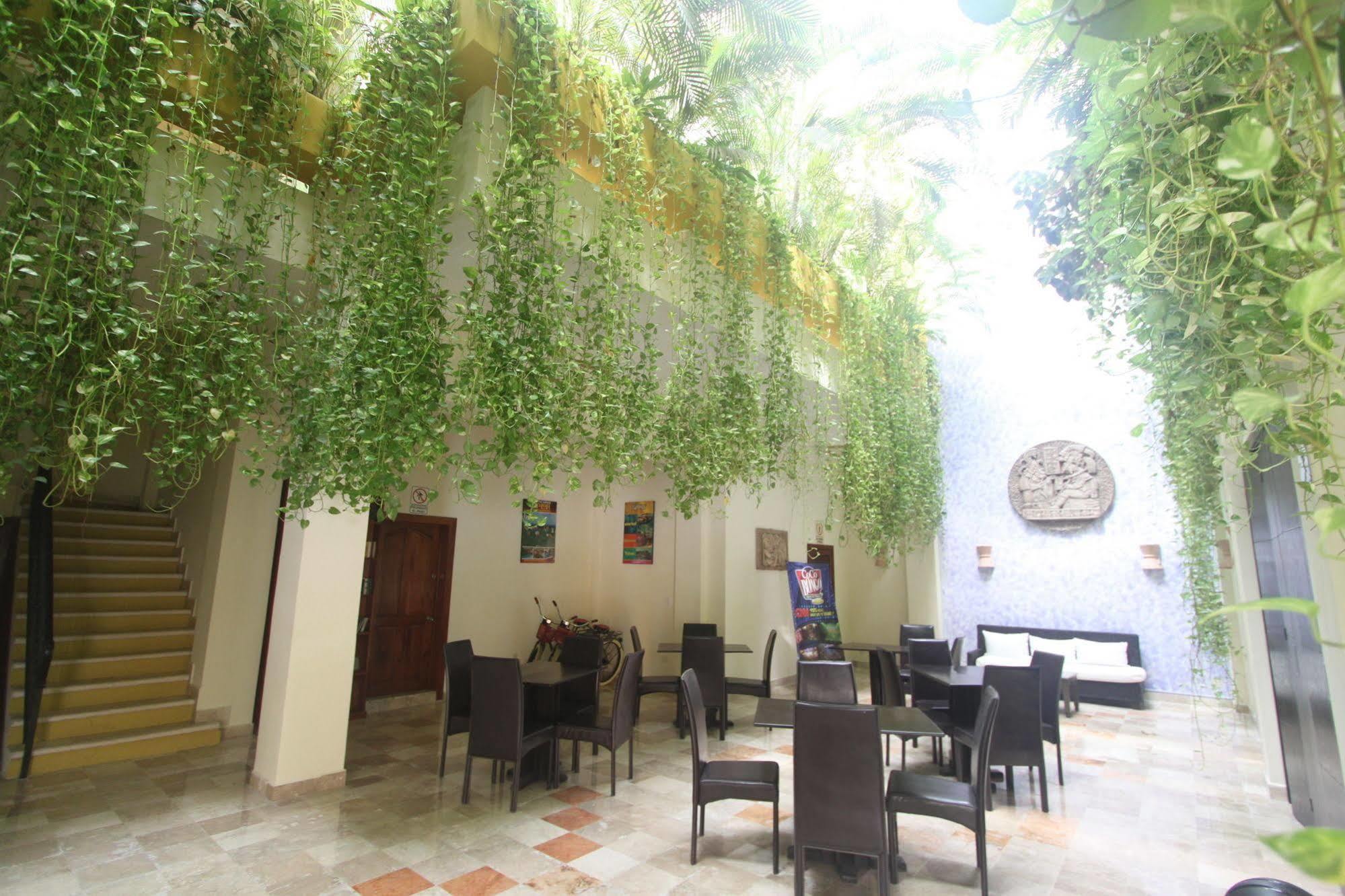 Hotel Los Itzaes By 5Th Av Плая дел Кармен Екстериор снимка